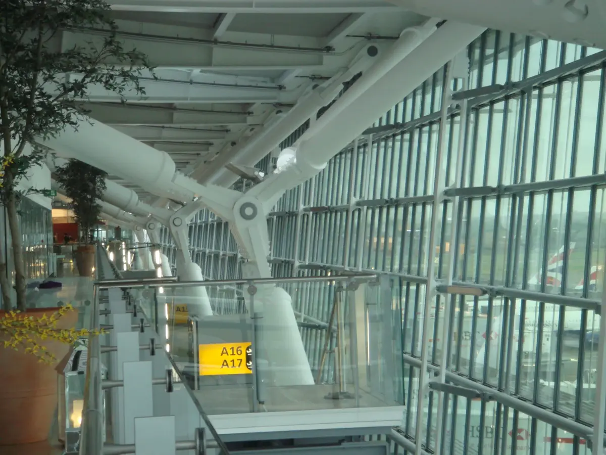 Interiör i Terminal 5 på London Heathrow