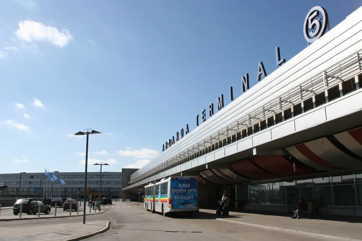 Entrén till Terminal 5 på Stockholm Arlanda